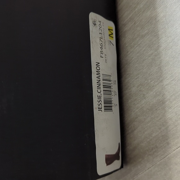 Naturalizer Boots - Picture 4 of 5